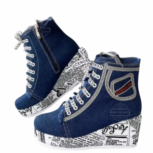 bottes plates formes à lacets